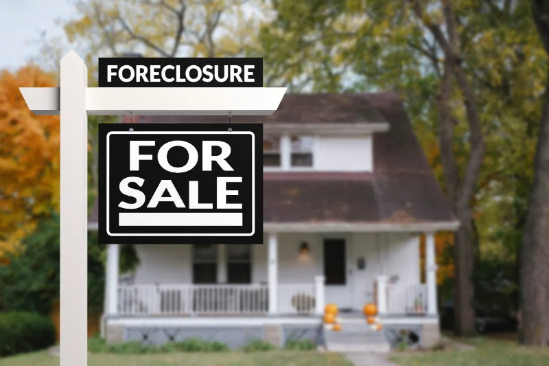 5 Things to Consider Before Buying a Foreclosed Texas Home